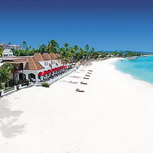 Sandals Grande Antigua & Hotel Dickenson Bay